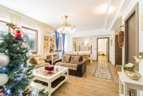 Charming 3-Bedroom Apartment, Braşov